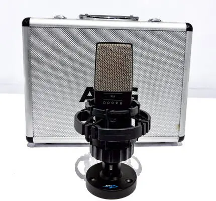 AKG - C414 XLS - 9 Pattern Large Diaphragm Condenser Mic 2